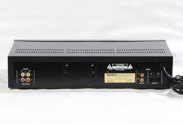 CDレコーダー TASCAM CD-RW700 訳あり ジャンク扱い オーディオ機器 CD