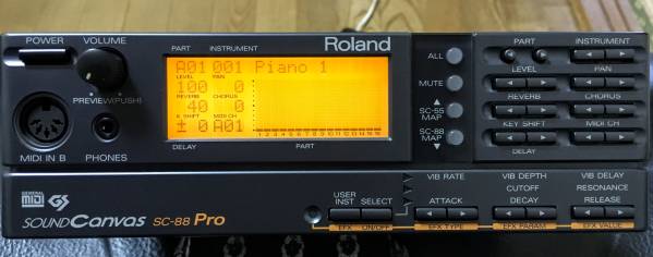 Roland SC-88 Pro ハードウェア音源 取説付き Roland SC-88Pro＋日本語マニュアル＋教本 取説付きローランド 【公式