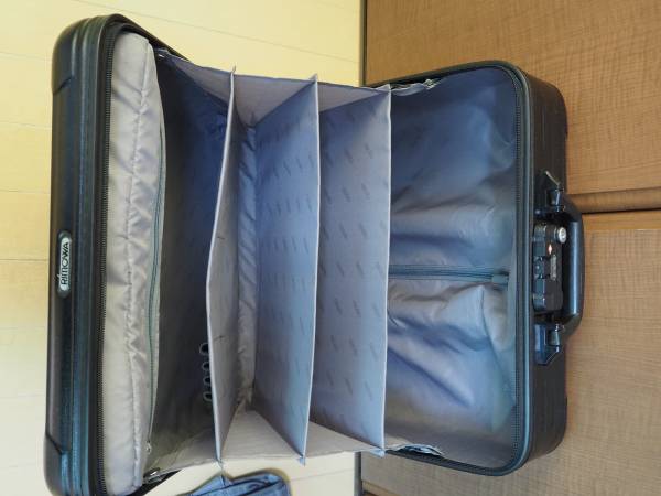 【送料無料】RIMOWA リモワ サルサ ビジネストローリー 2輪 難有