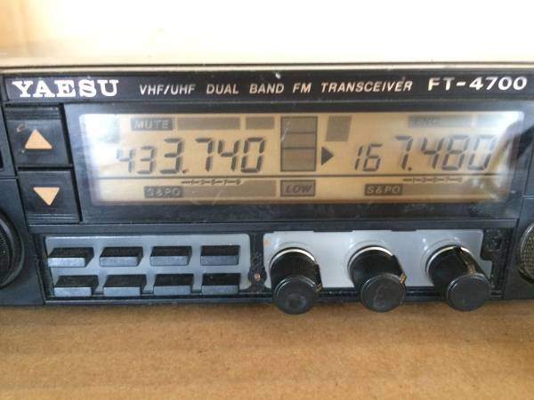 YAESU FT-4700 ヤエスデュアルバンドトランシーバー無線機 通電確認み