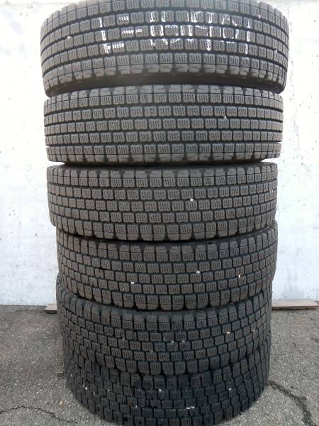 225/90R17.5 127/125L BS W910 2012年製★バリ山！スタッドレス