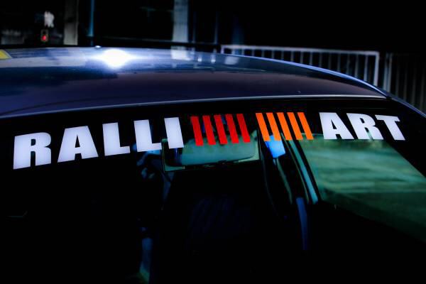 三菱 Ralliart レース用 フロントウィンド ステッカー ハチマキ 三菱 売買されたオークション情報 Yahooの商品情報をアーカイブ公開 オークファン Aucfan Com