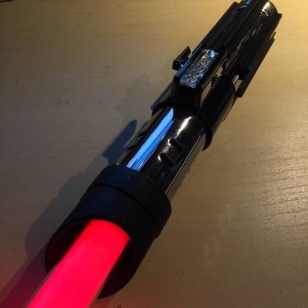 カスタムライトセーバー MPP FX SABER ダースベーダー　シャーシ破損品 カスタムライトセーバー MPP FX SABER ダースベーダー シャーシ破損品