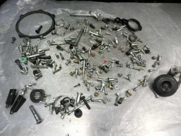 999ビポスト ボルト類、ステー類等、色々まとめて☆749