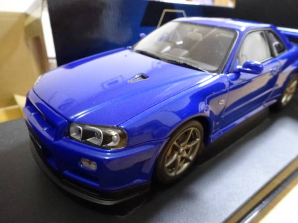 オートアート 1/18 スカイライン R34 GTR VスペックⅡBNR34
