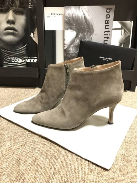 定価12万マノロブラニク スエード アンクルブーツ ベージュ 36