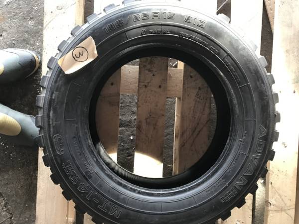 ADVAN フルピン・スパイク・MT-14・195/65R15・1本即決有③ MT ADVAN フルピン・スパイク・MT-14・195/65R15・1本即決有③ MT