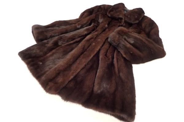 エンバ EMBA シェアードミンク ベスト ブラック ブラウン WEB限定セール 良品☆EMBA エンバ MINK ミンク 裏地総柄デザイン 本