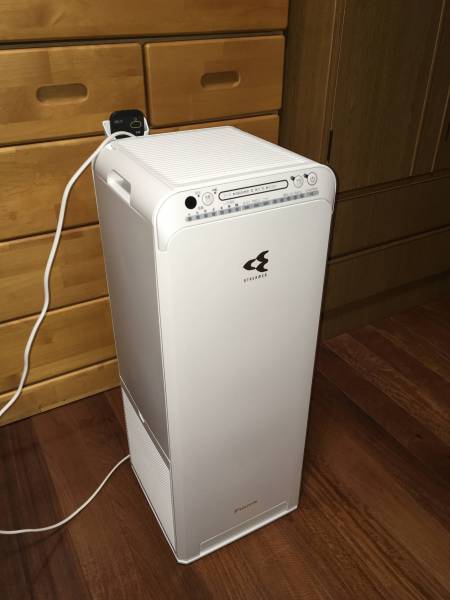 ダイキン／空気清浄機 スリムタワータイプ 超美品! ダイキン 【公式通販】
