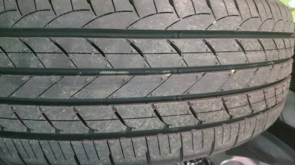 ヴェルファイア 新車外し グッドイヤー 215/65R16 4 本セット