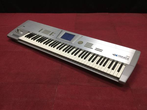 KORG Trinity Pro シンセサイザー★現状品