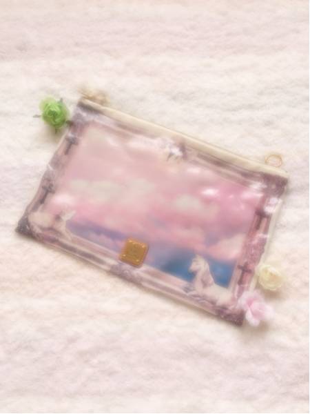 CRYSTAL BALL クリスタルボール×AMO コラボ ユニコーン クラッチバッグ