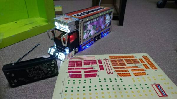 デコトラ アートトラック 般若 ラジコン 希少(トラック、トレーラー