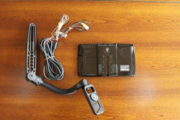 アルパイン　ヘッドレストモニター　ALPINE PCX-M900Z-BK 9インチモニタ- プラズマクラスター