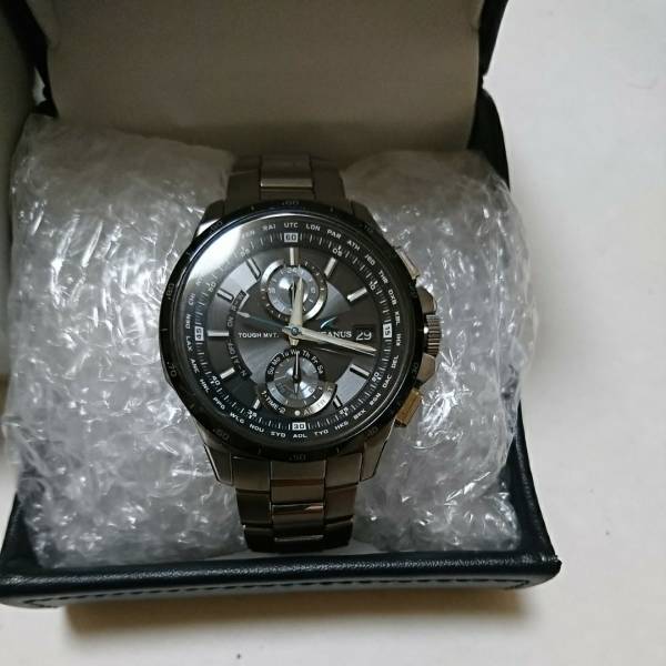 良品◎オシアナス/OCW-T1010-1AJF/電波ソーラー 人気モデル 