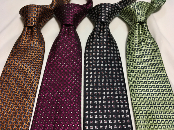 ☆新品同様☆DKNYダナキャラン/ピエール カルダン他/ブランドネクタイ４本セット