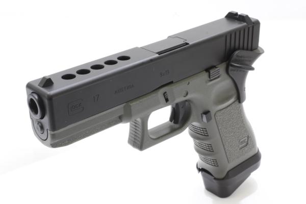 7307】美品 美品 東京マルイ ガスブローバック G17カスタム FG GLOCK