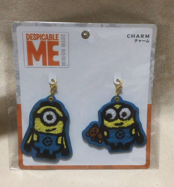 Usjミニオンチャーム セット ボブ サガラ刺繍 ストラップ キーホルダー その他 売買されたオークション情報 Yahooの商品情報をアーカイブ公開 オークファン Aucfan Com