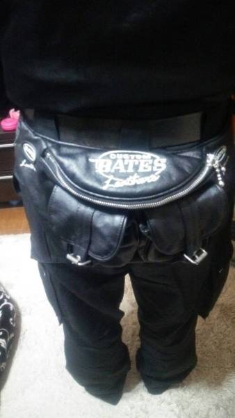 ベイツ BATES レザー ウエスト バック 美品(ウエストバッグ)｜売買され 