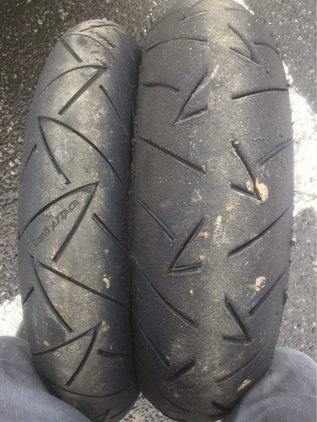 コンチネンタル ロードアタック2CR 前後セット F110/80 18 R150/65 18