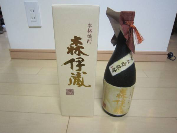森伊蔵 金ラベル 720ml 芋焼酎 本格芋焼酎 公式通販 25度 | かめ