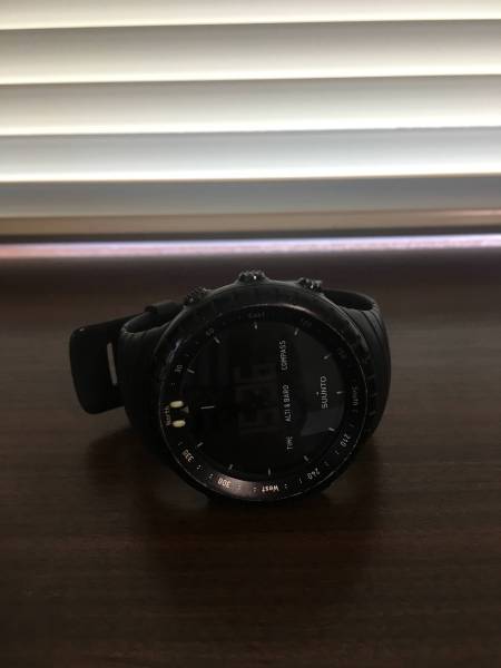 スント コア オールブラック SUUNTO CORE ALL BLACK 中古