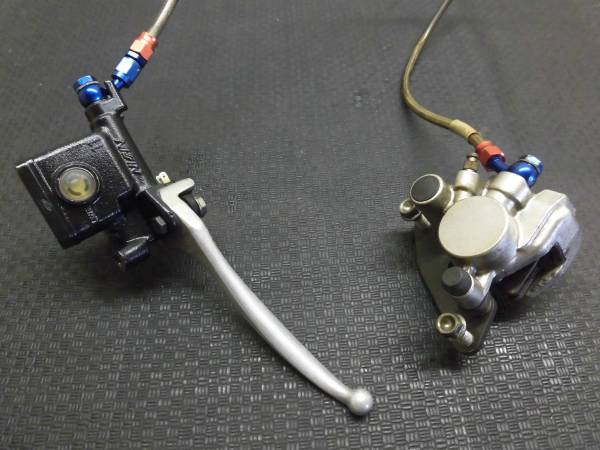 □ 純正ディスクブレーキ一式 AF35-2028 ライブディオZX AF34E