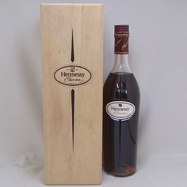 古酒】 未開栓 Hennessy Cuvee ヘネシー キュベ 箱付 ブランデー 700ml