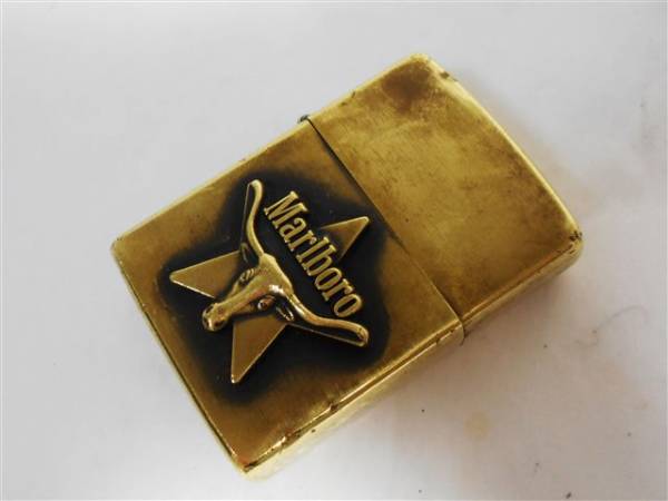［3］ Marlboro・マルボロ　Zippo