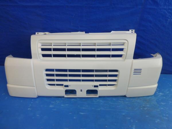 キャリィ　キャリー　フロントバンパー　DA63T