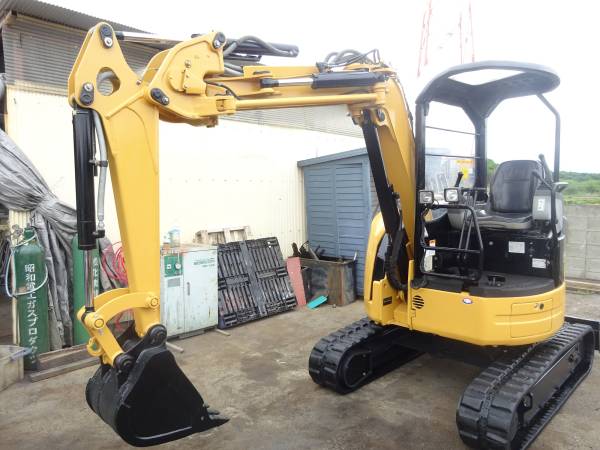 CAT 303 CSR 3トン クラス 油圧ショベル(建設機械、重機)｜売買された 