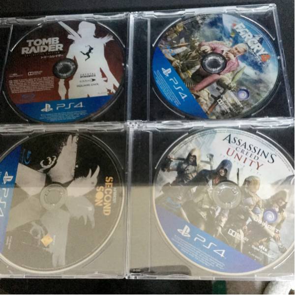 PS4 ソフト 箱無し ジャンク_1
