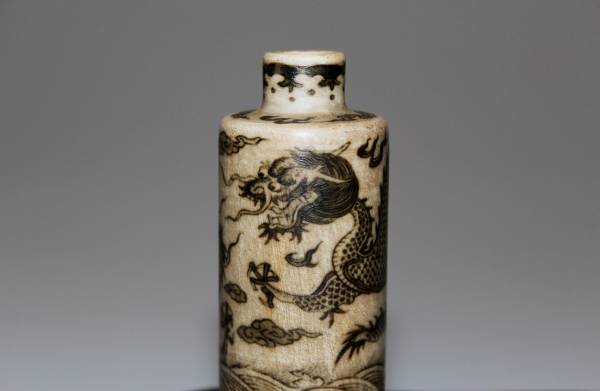 【ＩＭＡＤＯ】 清時代【墨彩双龍図鼻煙壺】Snuff Bottle 優品