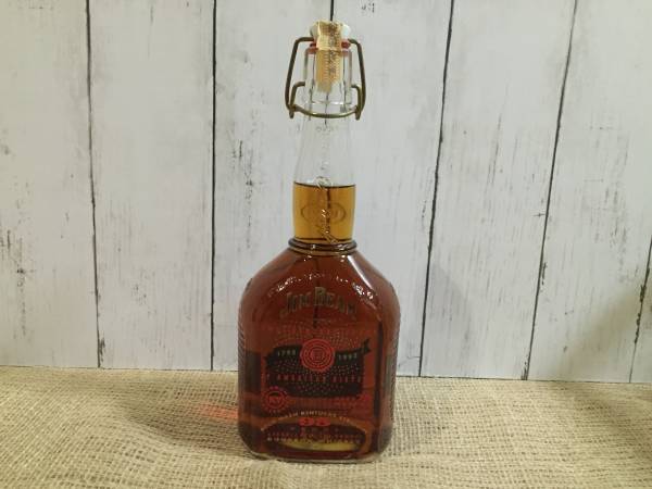 ジムビーム JIM BEAM バーボン ウイスキー 200周年記念ボトル 750ml 47