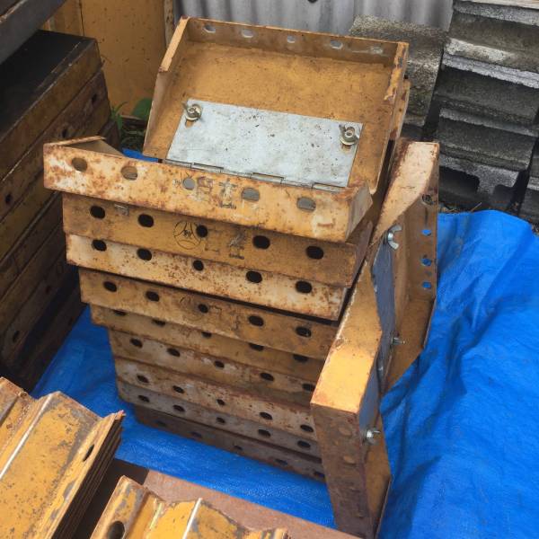 秋山鉄製型枠中古 自在