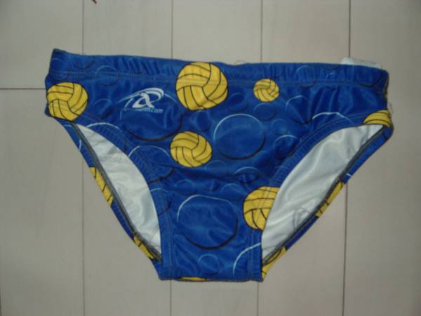 agonswim 水球用ブーメラン型水着 ポロパン 珍しい小学校高学年から