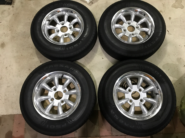 ワタナベ似 8スポーク 13inホイールタイヤ付6J114.3 サニトラブルー 