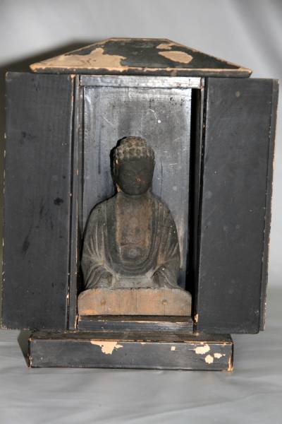 時代不明 鎌倉時代？ 厨子に入った 釈迦像 背面に仏師の銘有 仏像