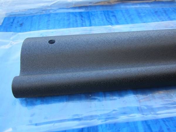 フェアレディーS30Z　キッキングプレートインナーカバー　純正左右新品　４３２　２４０ZG　S31　日産