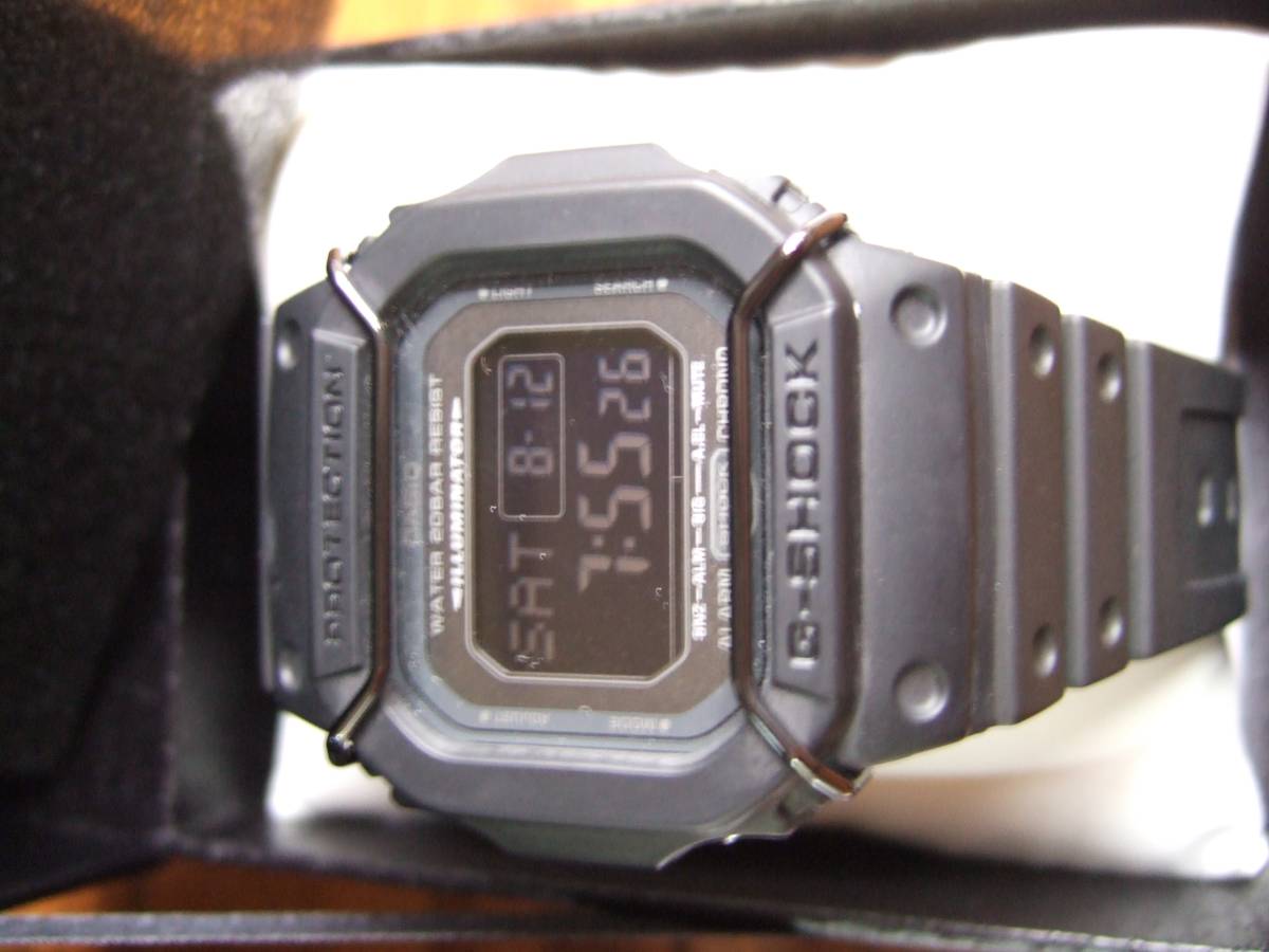 Gショック DW-D5600P-1JF 未使用品