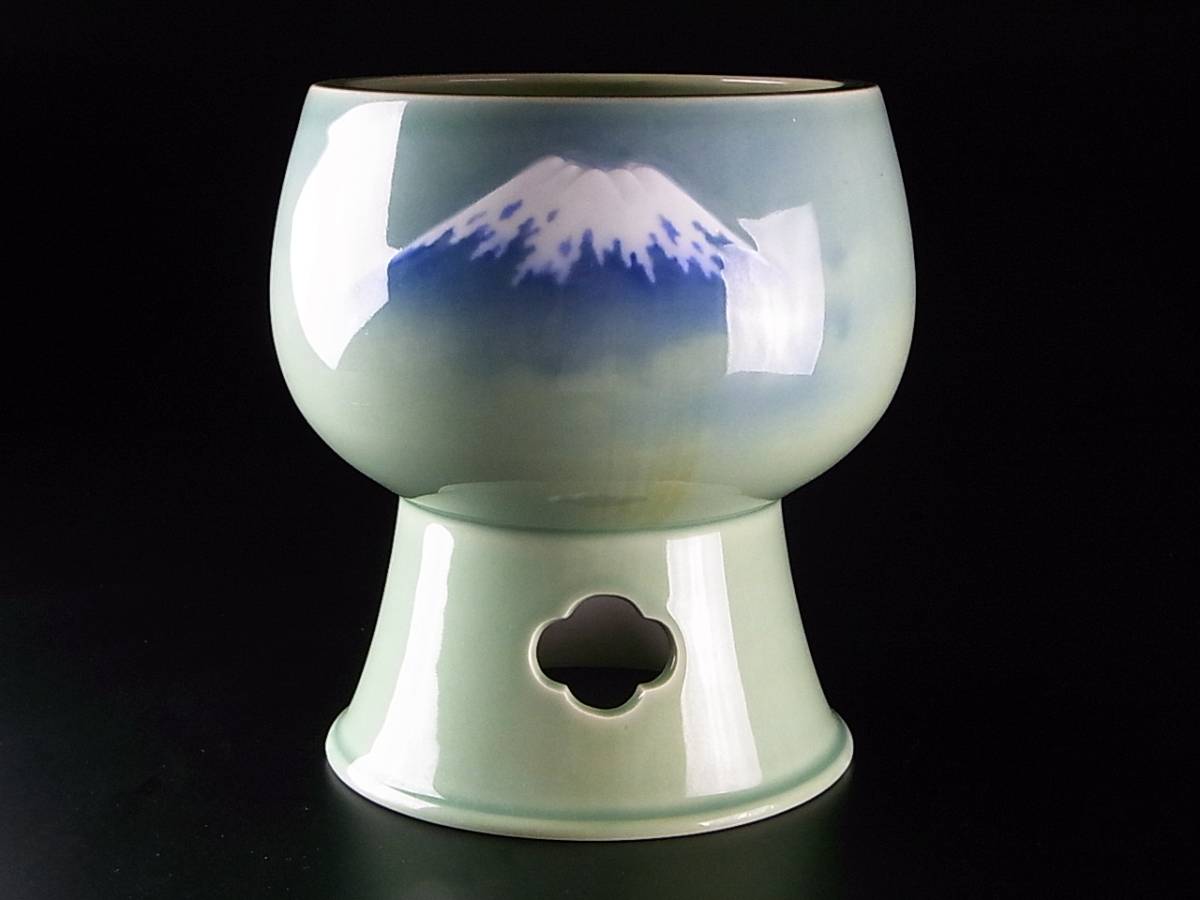 ラスト！大名品！明治時代の深川製！希少な青磁釉下彩富士山図