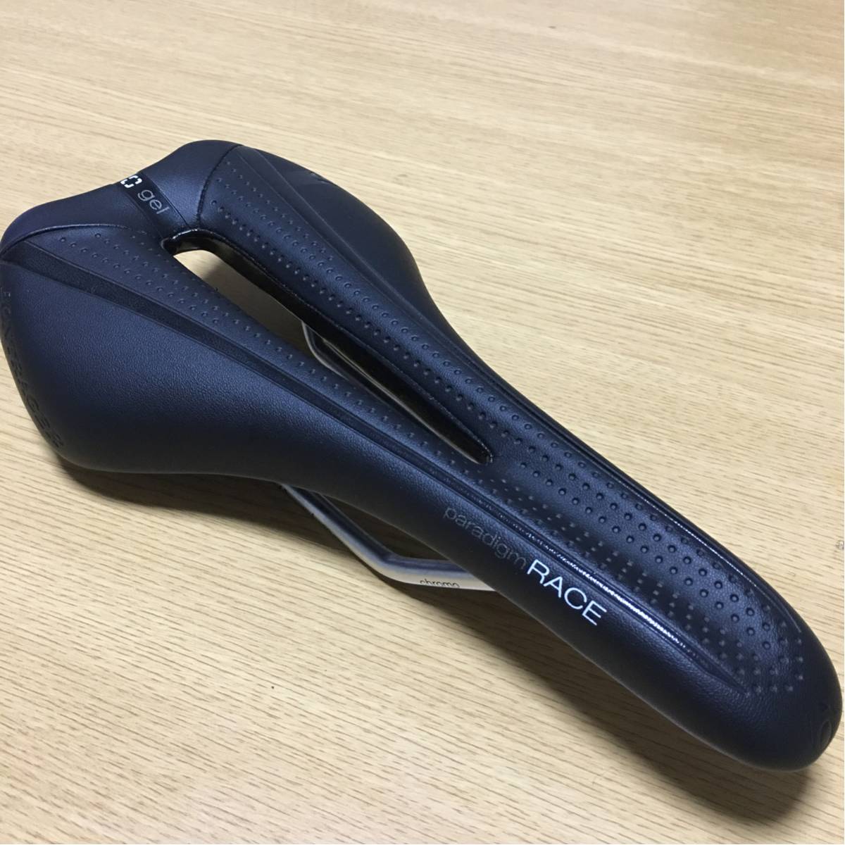 BONTRAGER ボントレガー BONTRAGER サドル 中古美品 Aeolus Elite