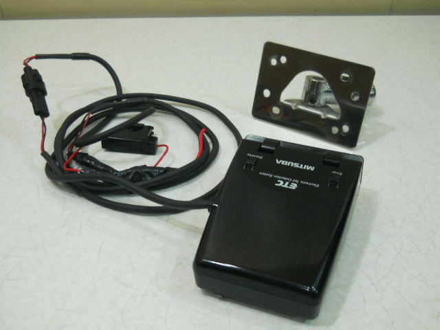 二輪車用一体型ETC ミツバサンコーワMSC-BE21 ハンディ 4電源USB