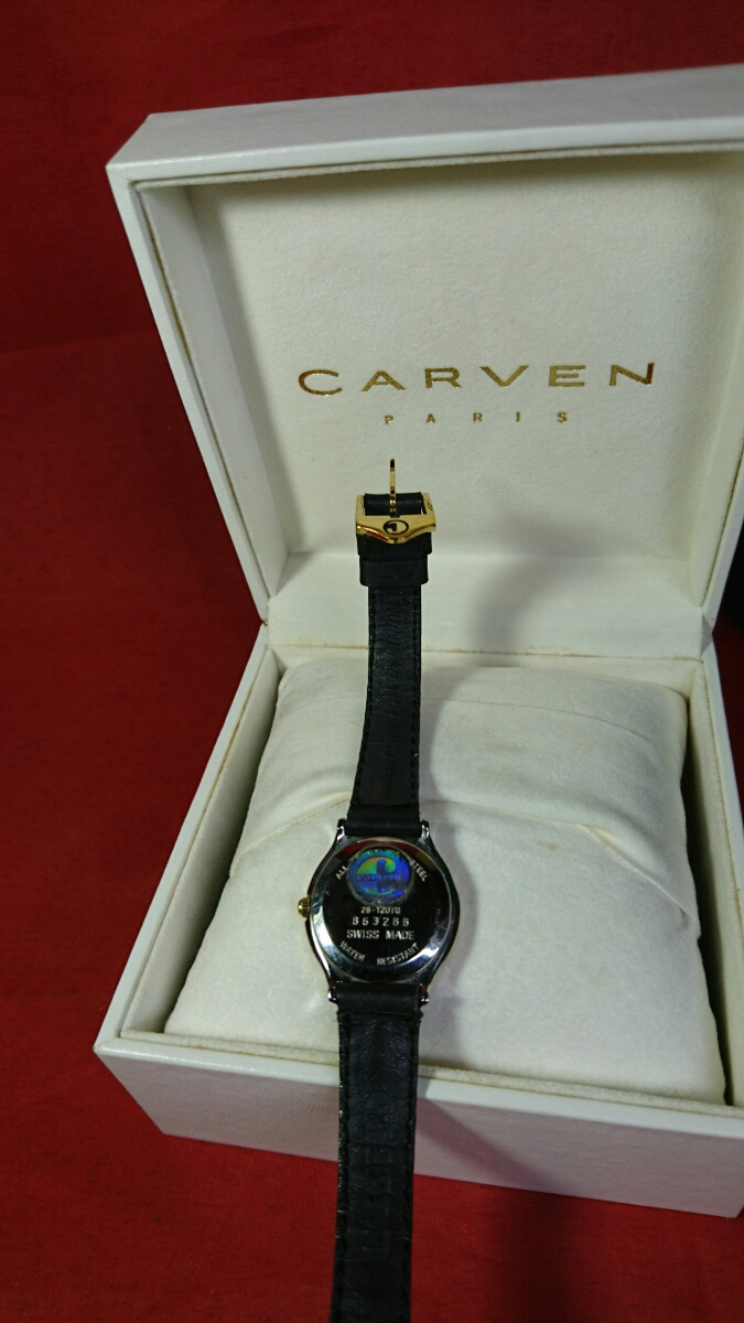 ☆CARVEN クォーツ 腕時計☆スイス製、電池交換済、女性用、防水、日付