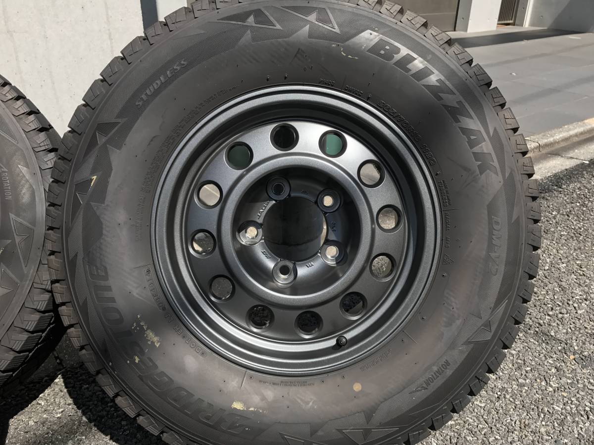 再販ランクルGRJ76バン用 JAOSホイール・スタッドレスタイヤ4本セット 