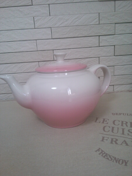 未使用 ルクルーゼ lecreuset ティーポット パウダーピンク