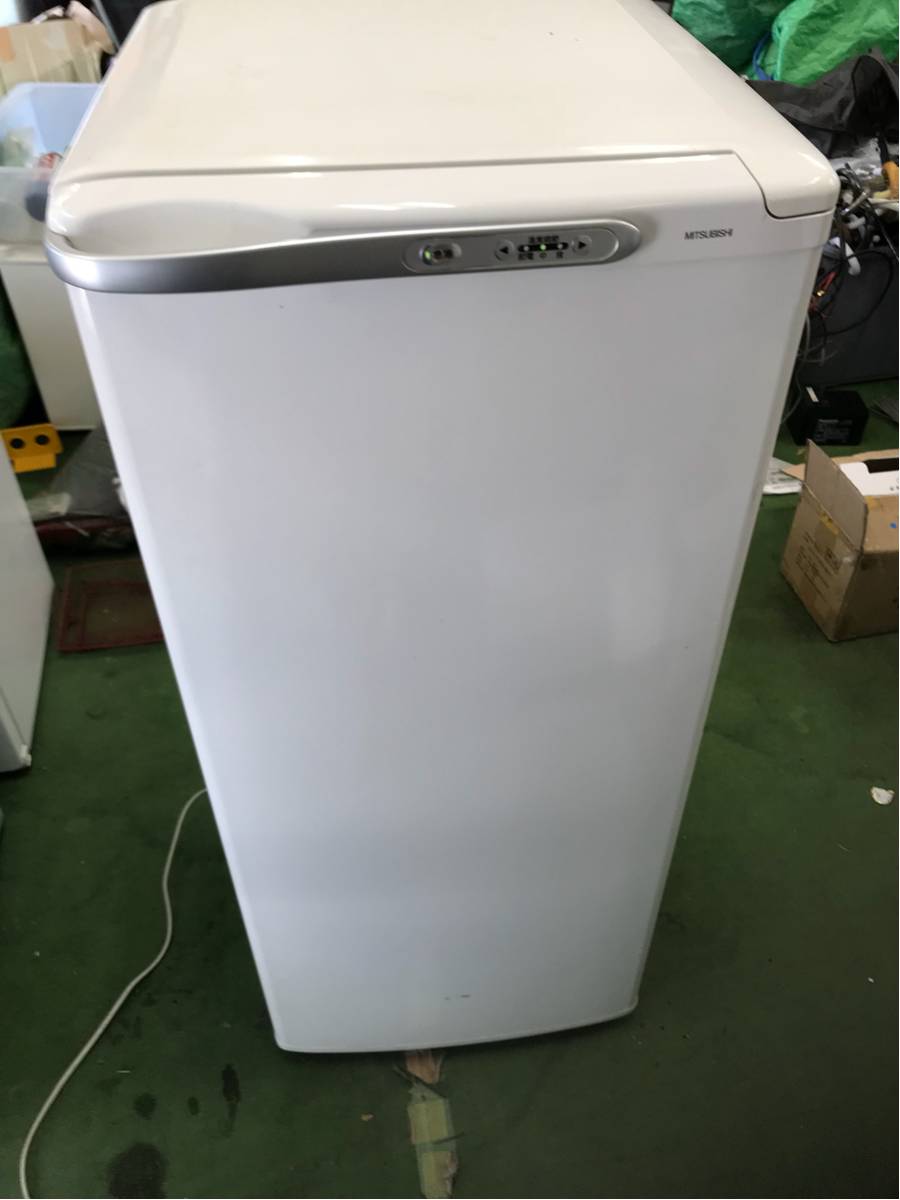 福岡発 三菱 電気 冷凍庫 122L MF-U12J-W MITSUBISHI 福岡発 三菱 電気 冷凍庫 122L MF-U12J-W MITSUBISHI 【公式オンライン
