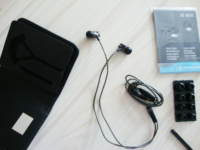 本物 Sennheiser ゼンハイザー IE800s イヤホン 収納ケース付き