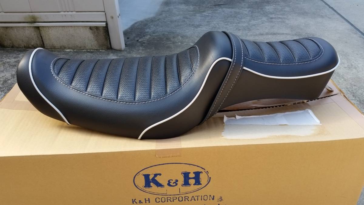 バイク KandH シート タック 黒 04〜スポーツスター
