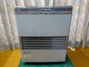 コロナ】FF☆密閉式石油ストーブ☆FF-VT5511P☆